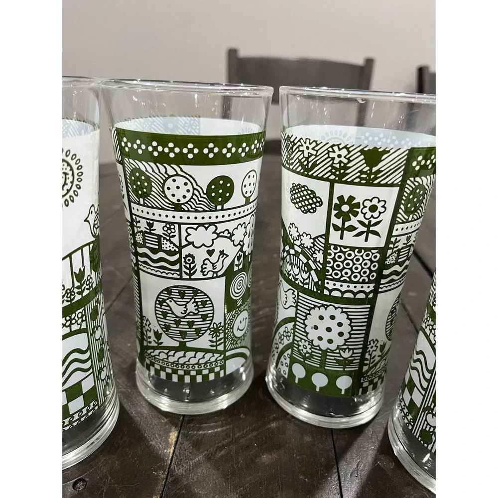 Vtg Amish Folk Art Green Tumbler 6 1/2
